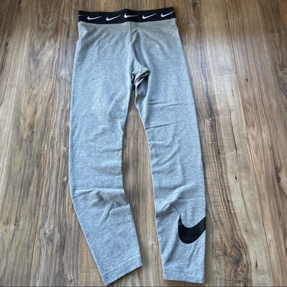 Nike leggings